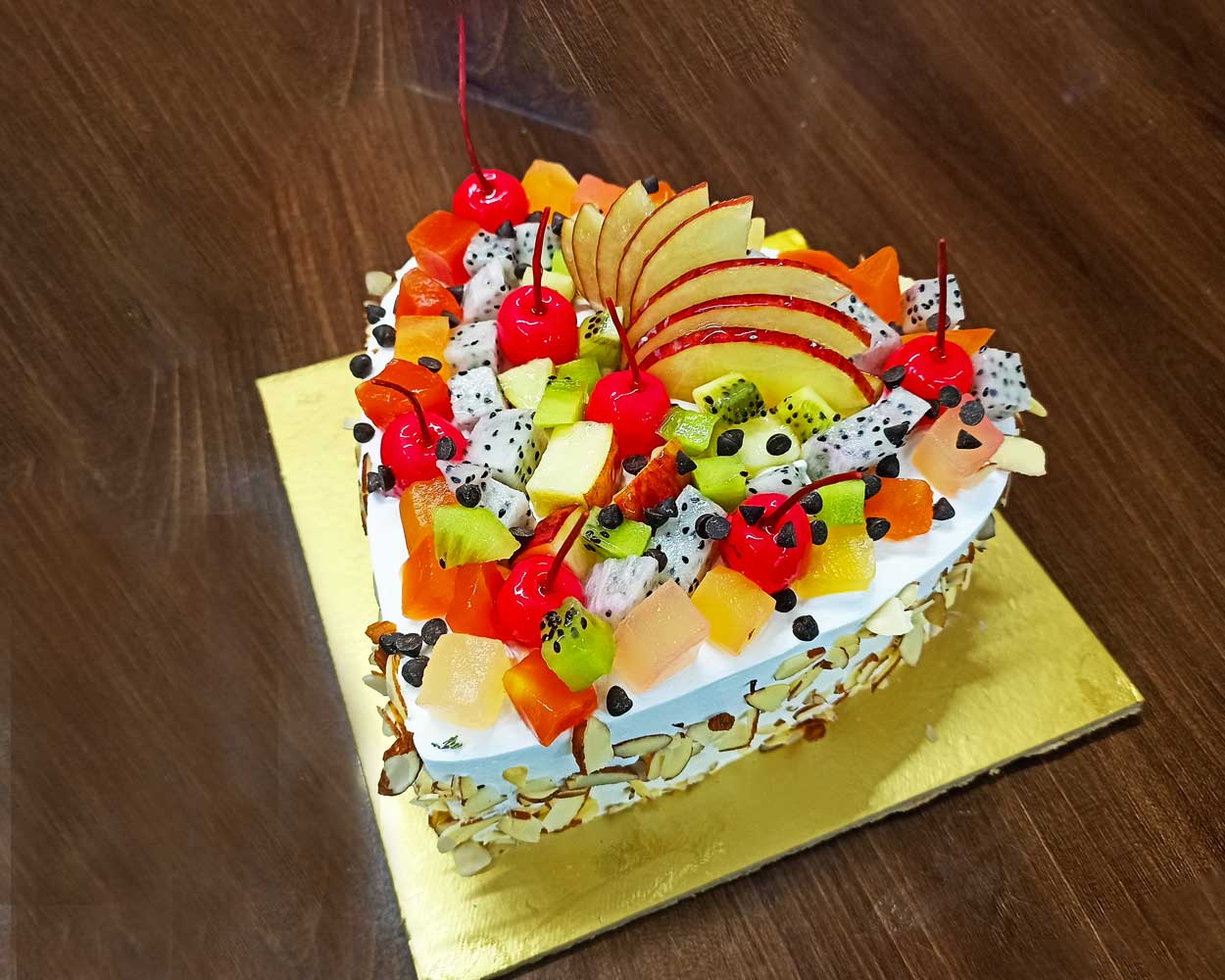 Fresh Fruit heart Cake