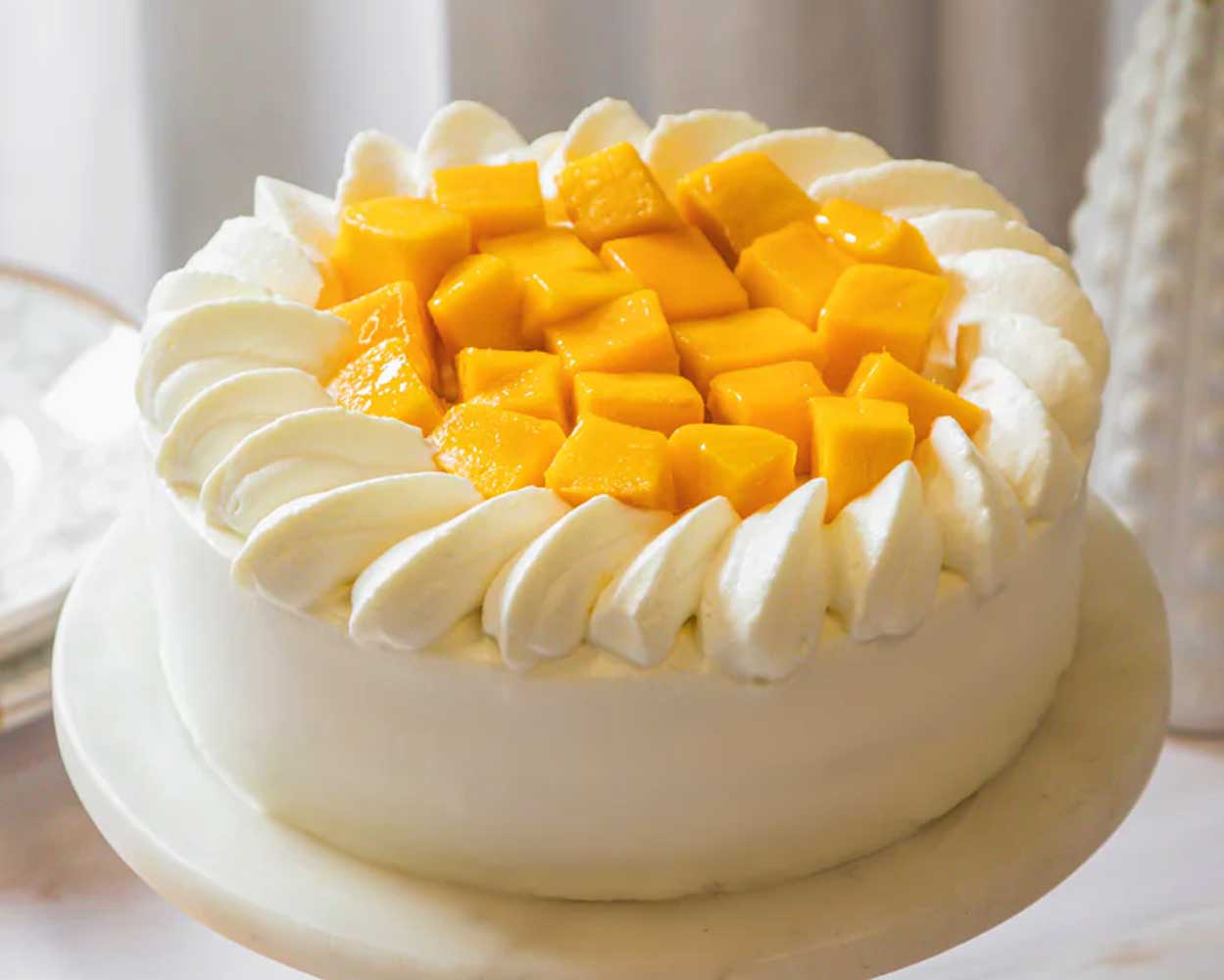 Classic Mango Cake