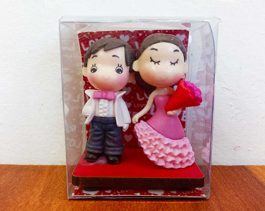 Cute Couple Figurine D1