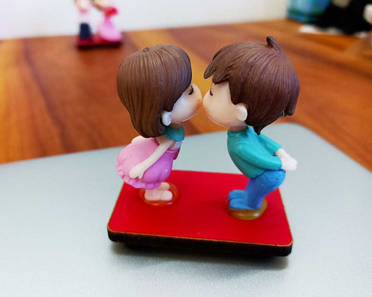 Cute Couple Figurine D3