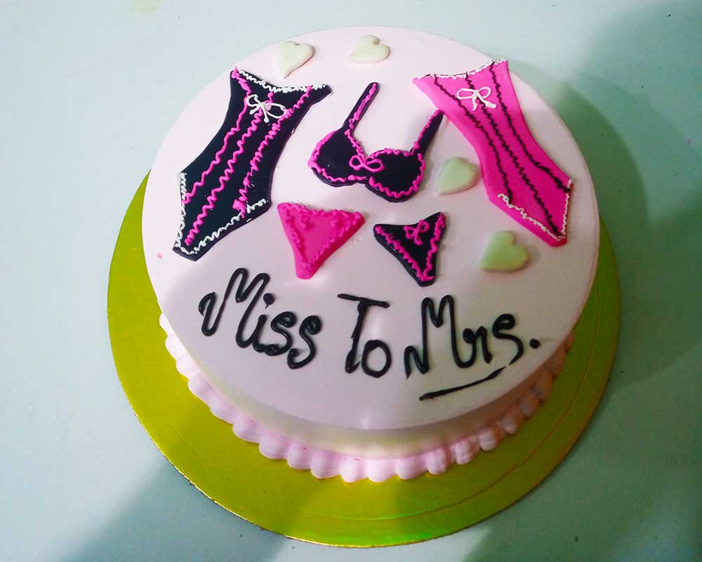 Miss to Mrs Cake