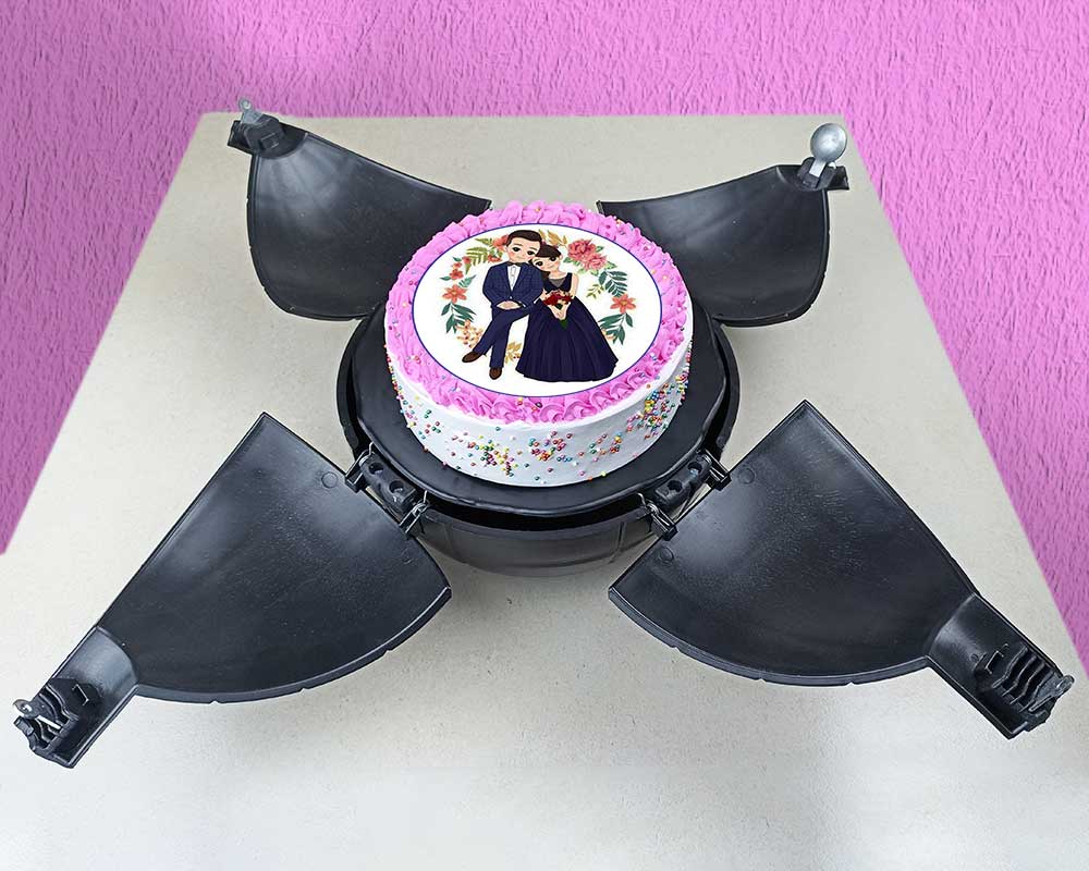 Anniversary Couple Bomb Cake