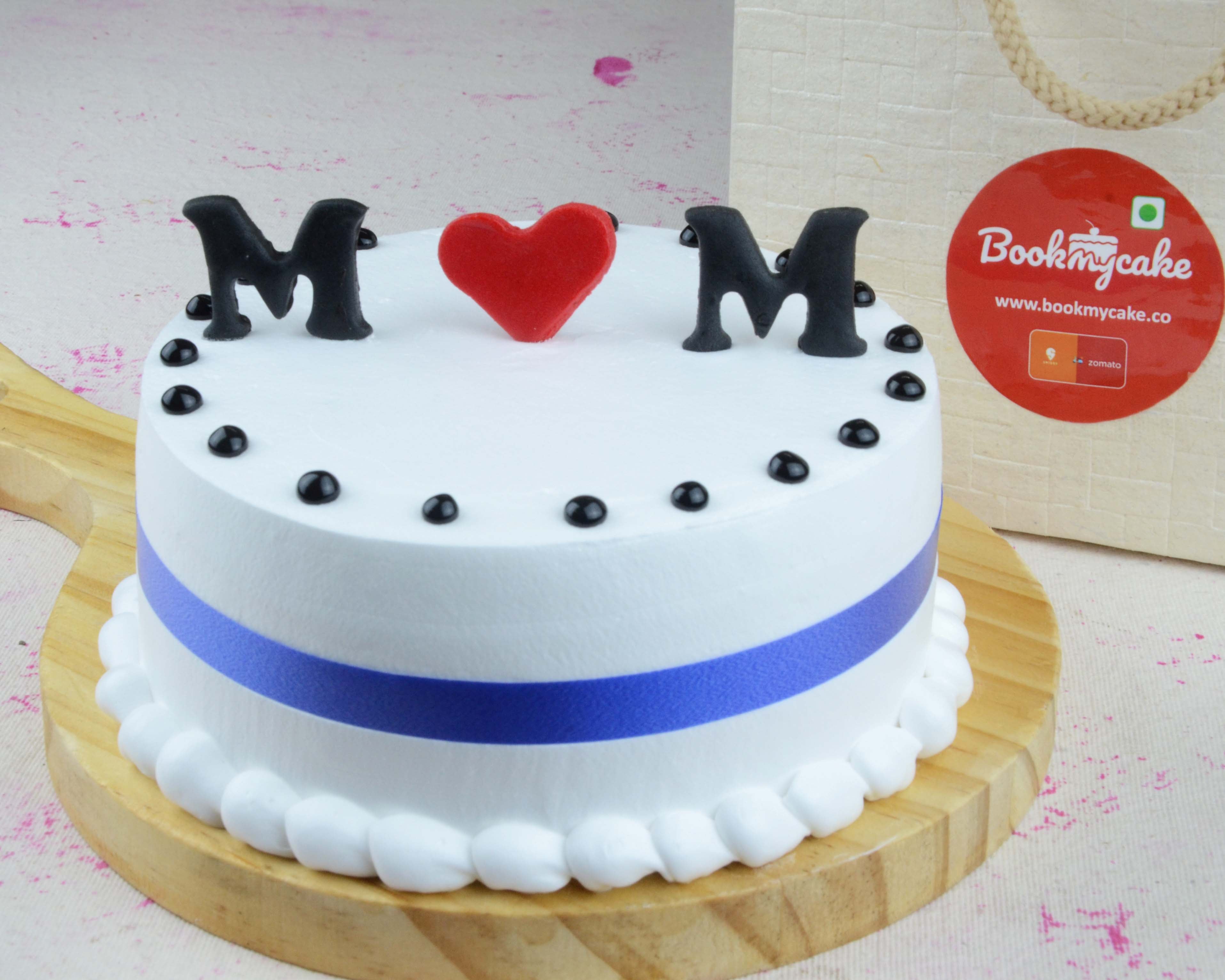 Buy/Send Sweetest Mom Chocolate Special Cake- Eggless Online- FNP