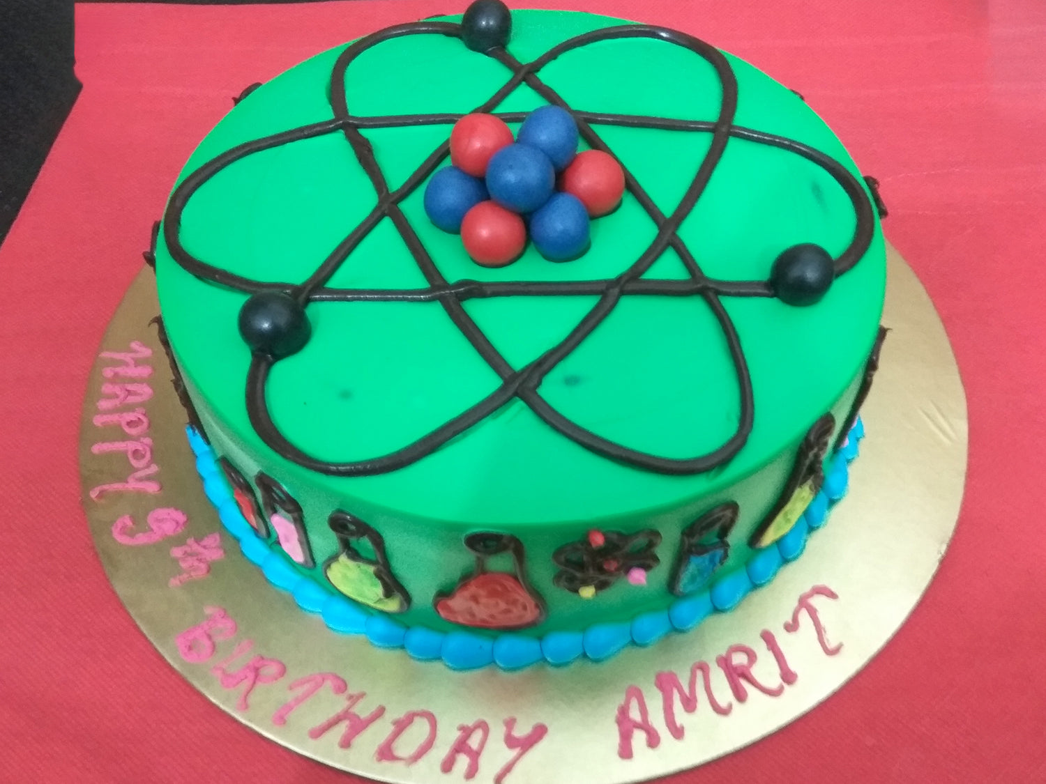 Atom cake | Science cake, Eggless vanilla cake recipe, Cake